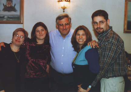 Aunt Anne, Cousin Andrea, Unclue Bruce & Cousin Mindee Rosenberg w fiance Jeff Owens