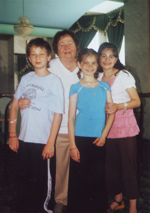 Louis P, Grandma Renee Z, Allison & Lauren C