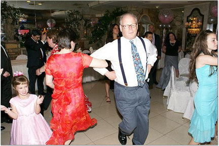Howard dancing with Gail Elis, Jill at left middle